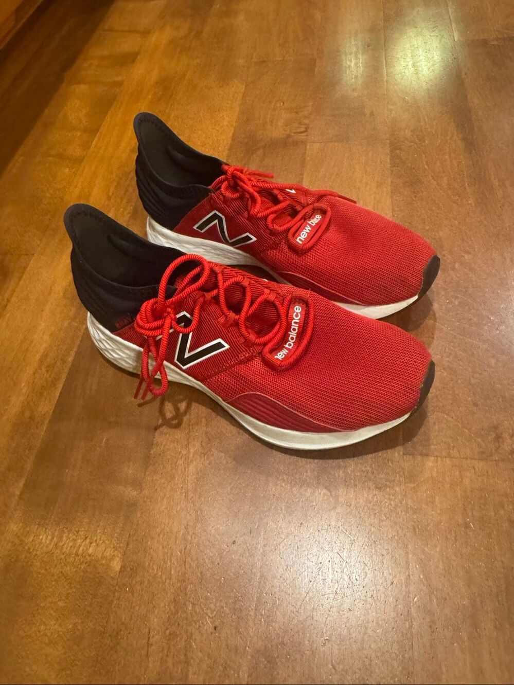 New Balance Fresh Foam Roav Team Red Sneakers Men 5 Women 6.5 MROAVJR